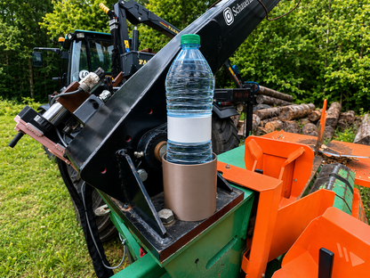 Magnetischer Flaschenhalter XL – für 1 l Wasserflaschen, Sprühdosen & 0,5 l Bierflaschen